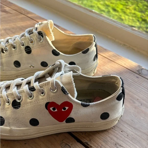 Comme des Garcons PLAY x Converse Sneakers with Black Dots - Picture 7 of 13